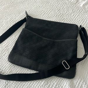 Black Gucci vintage Crossbody Bag